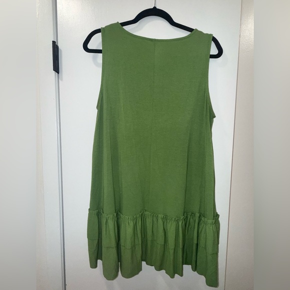 Zenana Outfitters Green Tunic with Ruffle Hem - Picture 3 of 3